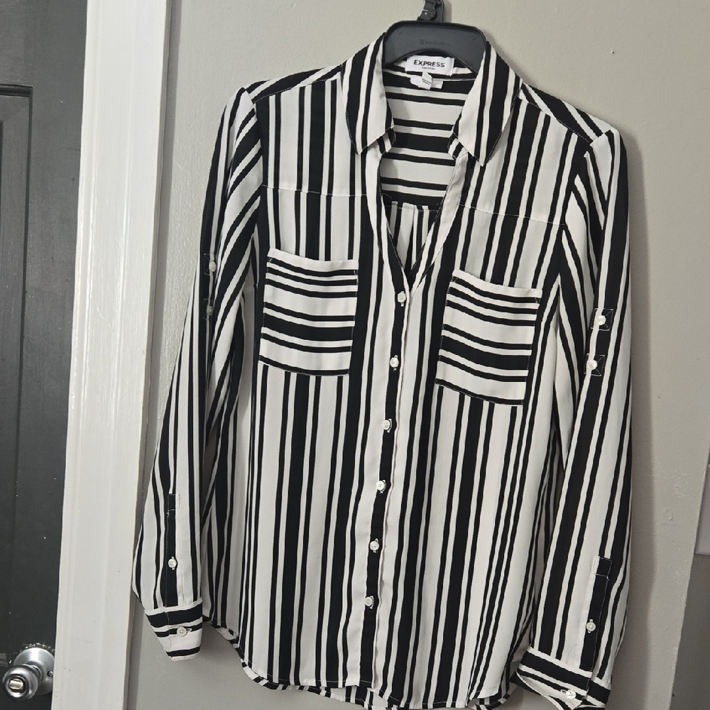 Express Women’s Button Down Portofino Shirt Small Preppy Office Striped Beachy